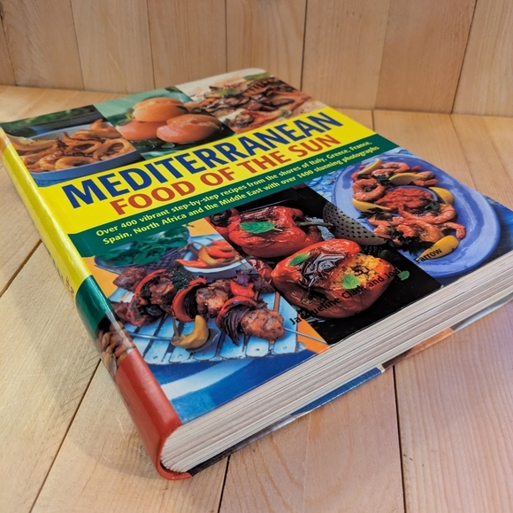Mediterranean Food of the Sun Cookbook - Picture 5 of 11